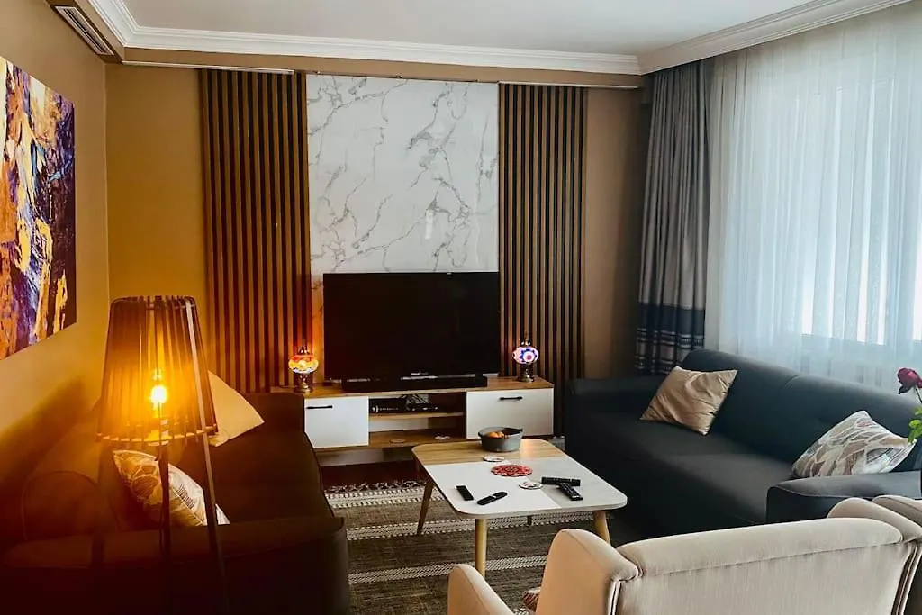 Sisli Osmanbey Taksim Large Terrace, Quietness And Space Apartment Istanbul