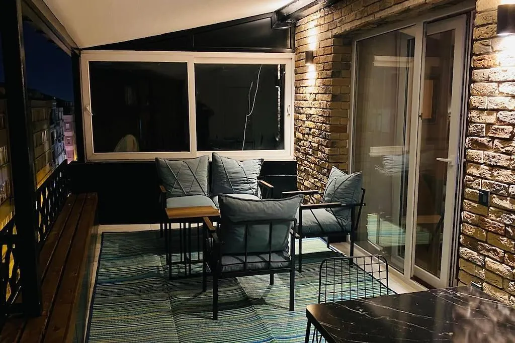 Sisli Osmanbey Taksim Large Terrace, Quietness And Space Apartment Istanbul
