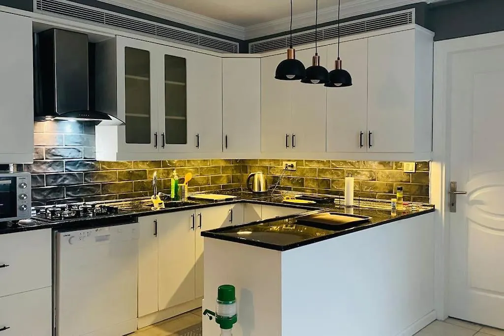 Sisli Osmanbey Taksim Large Terrace, Quietness And Space Apartment Istanbul