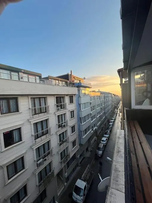 Sisli Osmanbey Taksim Large Terrace, Quietness And Space Apartment Istanbul