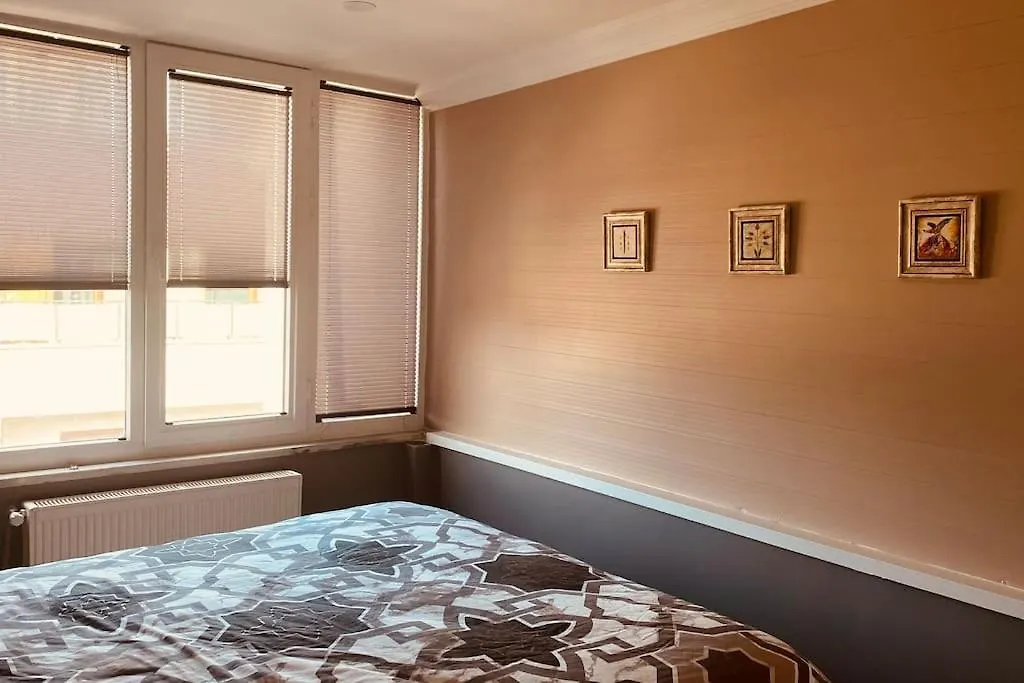 Sisli Osmanbey Taksim Large Terrace, Quietness And Space Apartment Istanbul Turkey
