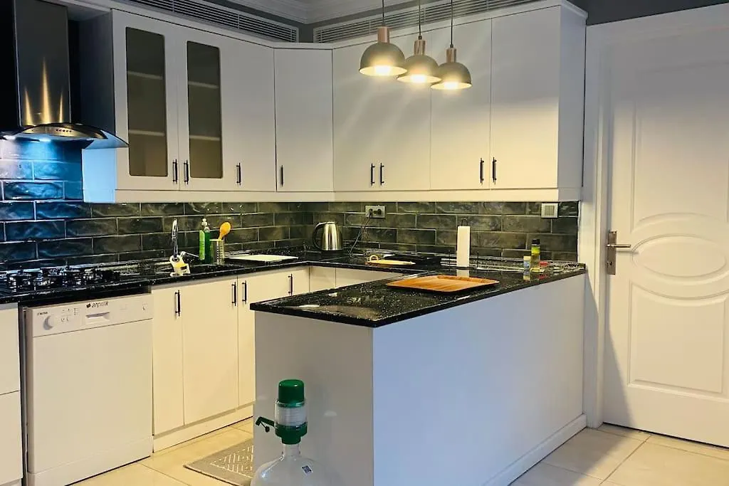 Sisli Osmanbey Taksim Large Terrace, Quietness And Space Apartment Istanbul