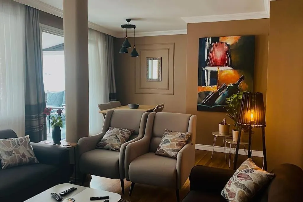 Sisli Osmanbey Taksim Large Terrace, Quietness And Space Apartment Istanbul