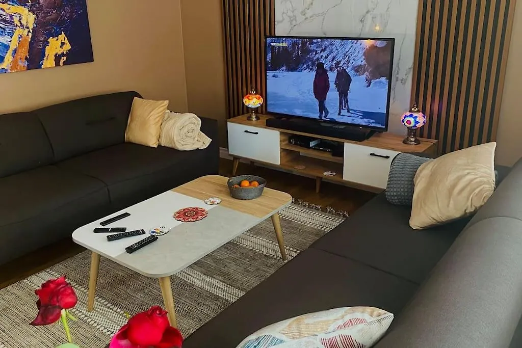 Sisli Osmanbey Taksim Large Terrace, Quietness And Space Apartment Istanbul